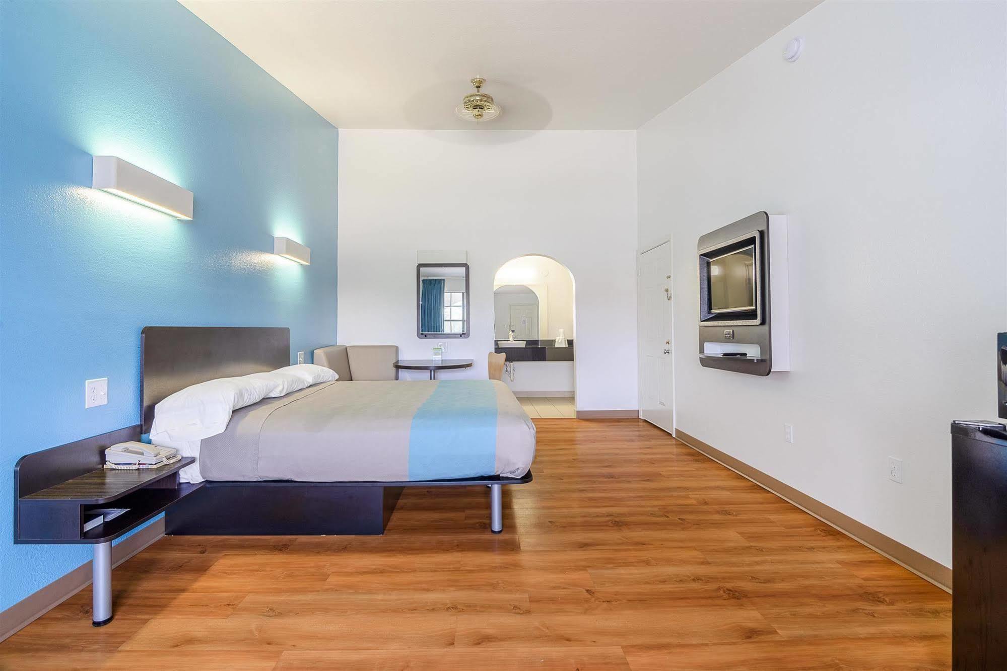 Motel 6-Canton, Tx מראה חיצוני תמונה